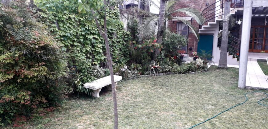 Calle Uruguay!! – Una casa soñada en Pleno Centro!! – Apta Crédito Calle Uruguay!! – Una casa soñada en Pleno Centro!! – Apta Crédito