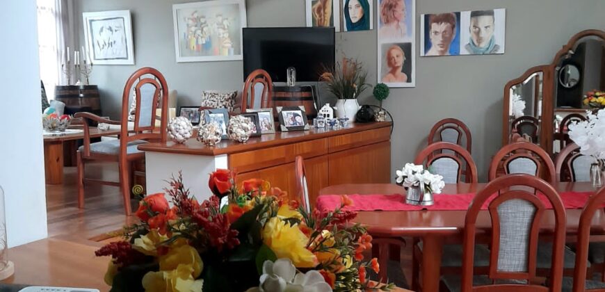 Calle Uruguay!! – Una casa soñada en Pleno Centro!! – Apta Crédito Calle Uruguay!! – Una casa soñada en Pleno Centro!! – Apta Crédito