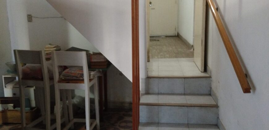 Dean Alvarez – A metros del Colegio «Cristo Redentor» Dean Alvarez – A metros del Colegio «Cristo Redentor»