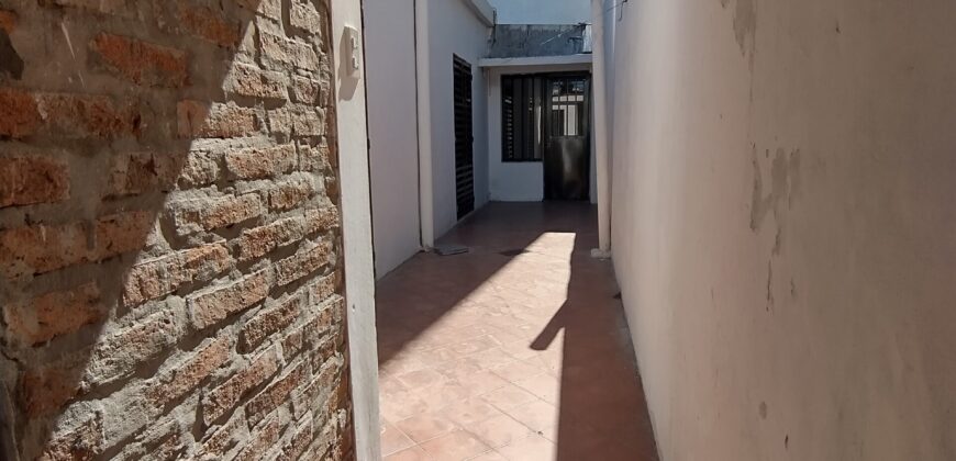 CASA INTERNA DE 2 DORMITORIOS!!!
