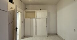 CASA DE UN DORMITORIO CON COCHERA!!!