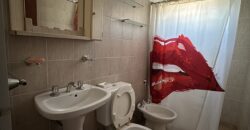 Ideal para vivir e invertir – Propiedad con dos unidades y pileta