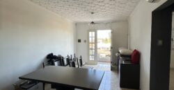 Ideal para vivir e invertir – Propiedad con dos unidades y pileta