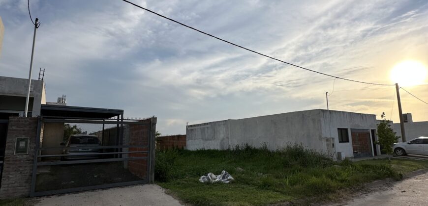 Lote en zona Crauzas y Espejo Lote en zona Crauzas y Espejo